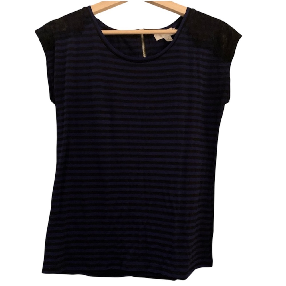 Black & Blue Striped Top 🌸2 for $12🌺